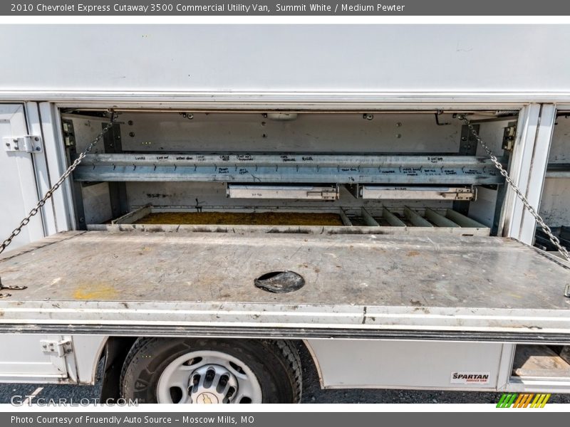 Summit White / Medium Pewter 2010 Chevrolet Express Cutaway 3500 Commercial Utility Van