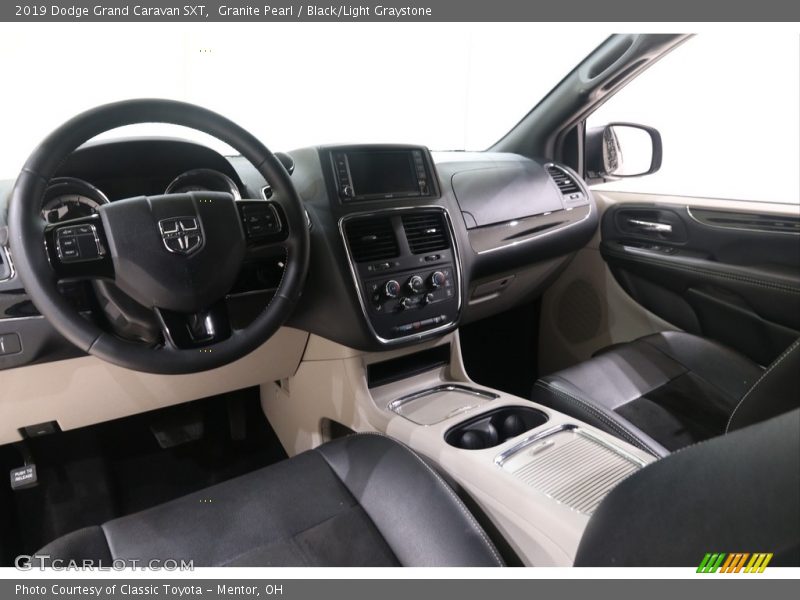 Granite Pearl / Black/Light Graystone 2019 Dodge Grand Caravan SXT