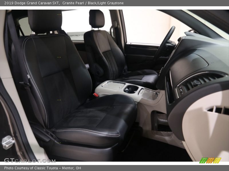 Granite Pearl / Black/Light Graystone 2019 Dodge Grand Caravan SXT