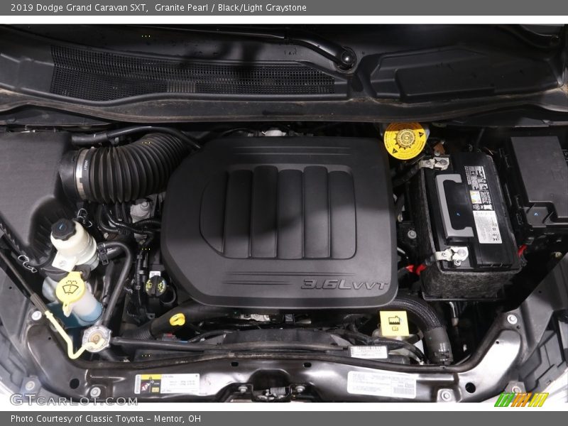 Granite Pearl / Black/Light Graystone 2019 Dodge Grand Caravan SXT