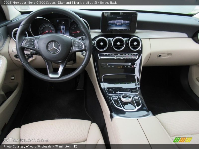 Diamond Silver Metallic / Silk Beige/Black 2018 Mercedes-Benz C 300 Sedan