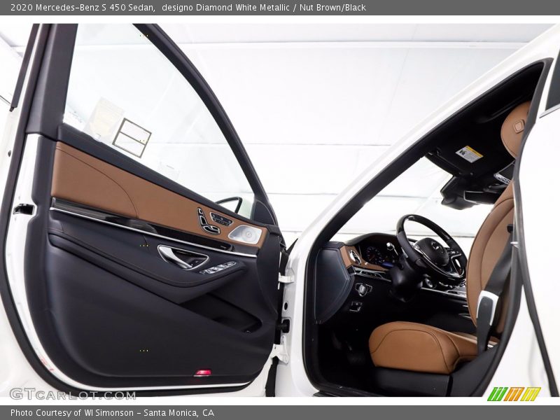 designo Diamond White Metallic / Nut Brown/Black 2020 Mercedes-Benz S 450 Sedan