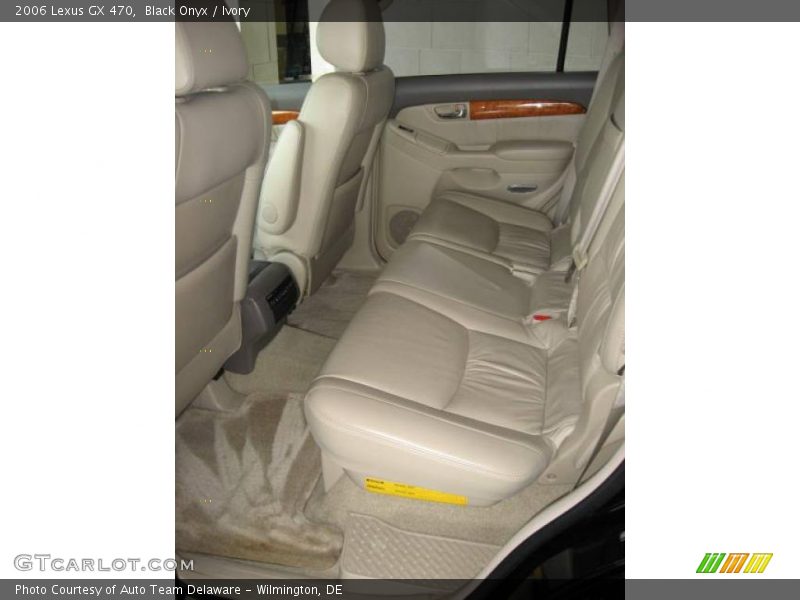 Black Onyx / Ivory 2006 Lexus GX 470