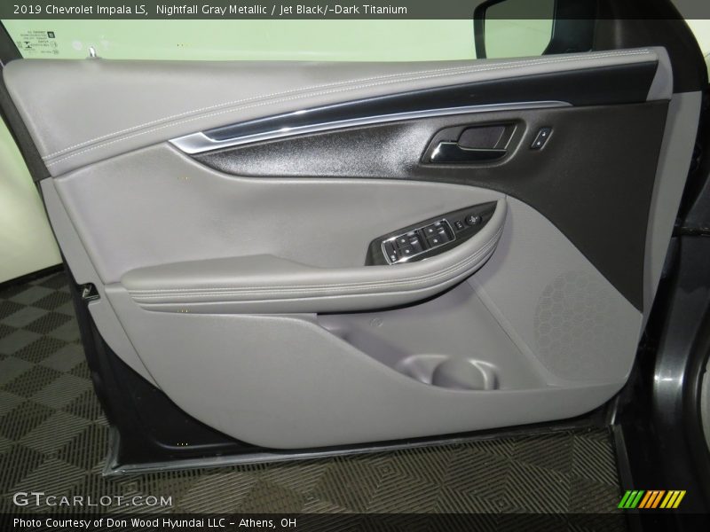 Nightfall Gray Metallic / Jet Black/­Dark Titanium 2019 Chevrolet Impala LS