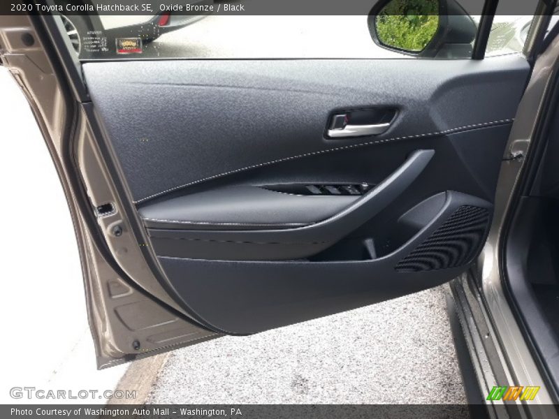 Oxide Bronze / Black 2020 Toyota Corolla Hatchback SE
