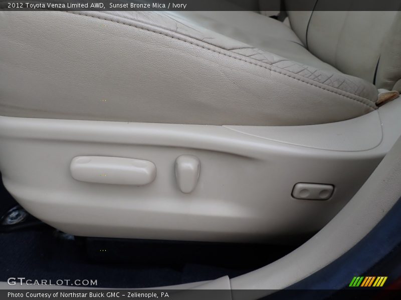 Sunset Bronze Mica / Ivory 2012 Toyota Venza Limited AWD