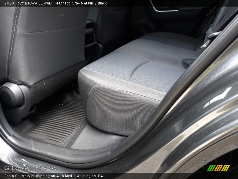 Magnetic Gray Metallic / Black 2020 Toyota RAV4 LE AWD