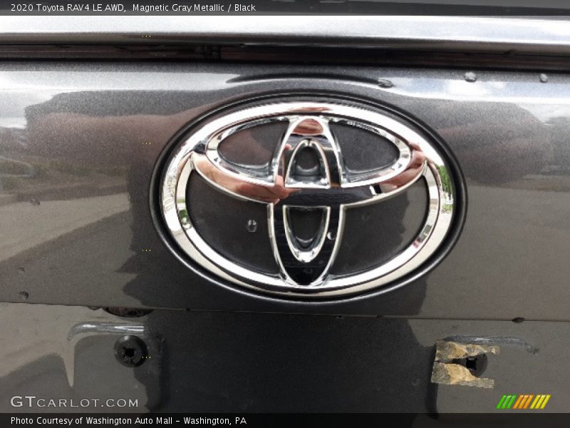 Magnetic Gray Metallic / Black 2020 Toyota RAV4 LE AWD