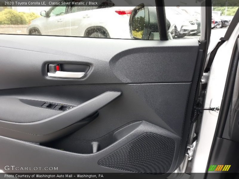 Classic Silver Metallic / Black 2020 Toyota Corolla LE