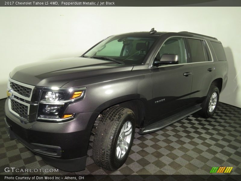 Pepperdust Metallic / Jet Black 2017 Chevrolet Tahoe LS 4WD