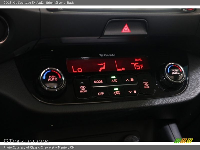 Controls of 2013 Sportage SX AWD