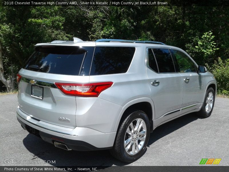 Silver Ice Metallic / High Country Jet Black/Loft Brown 2018 Chevrolet Traverse High Country AWD