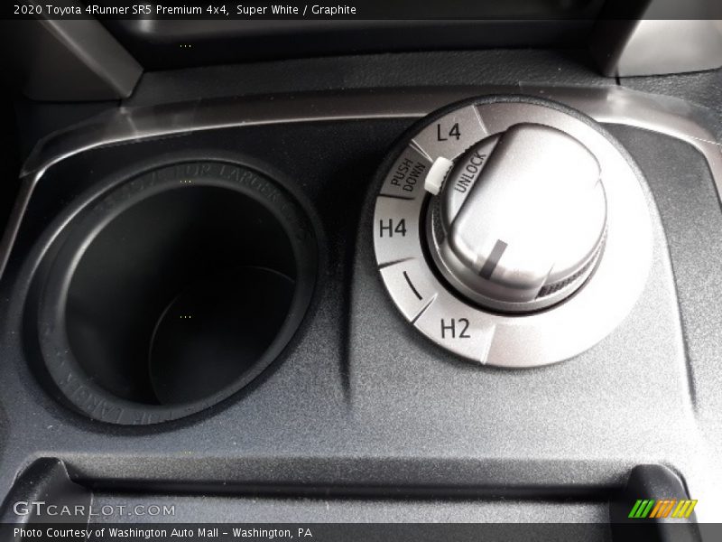 Super White / Graphite 2020 Toyota 4Runner SR5 Premium 4x4