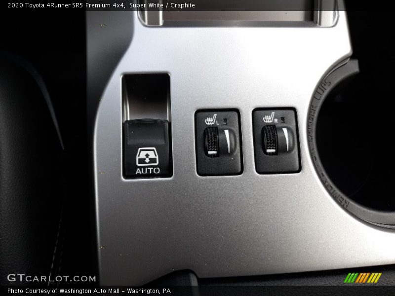 Super White / Graphite 2020 Toyota 4Runner SR5 Premium 4x4