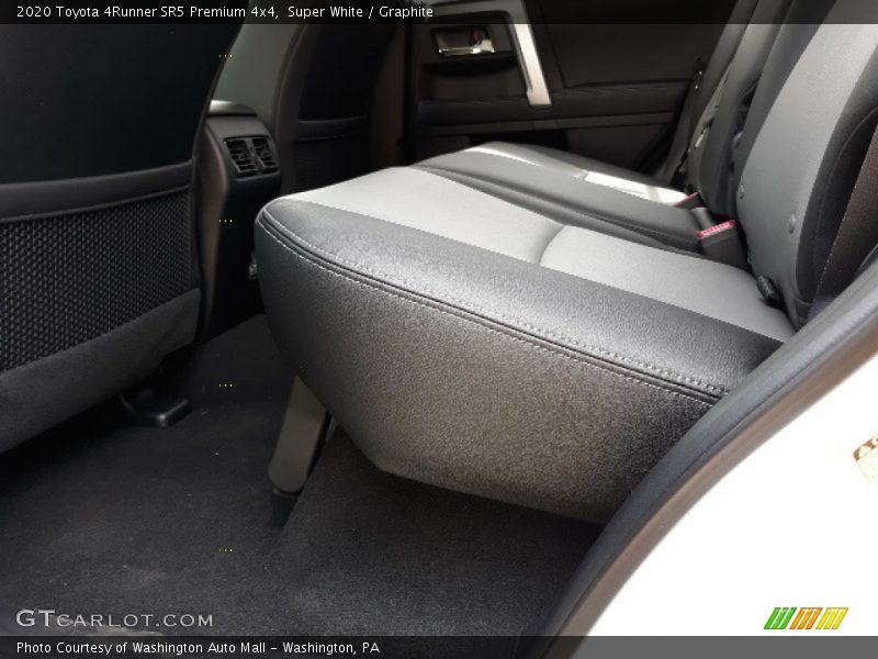 Super White / Graphite 2020 Toyota 4Runner SR5 Premium 4x4
