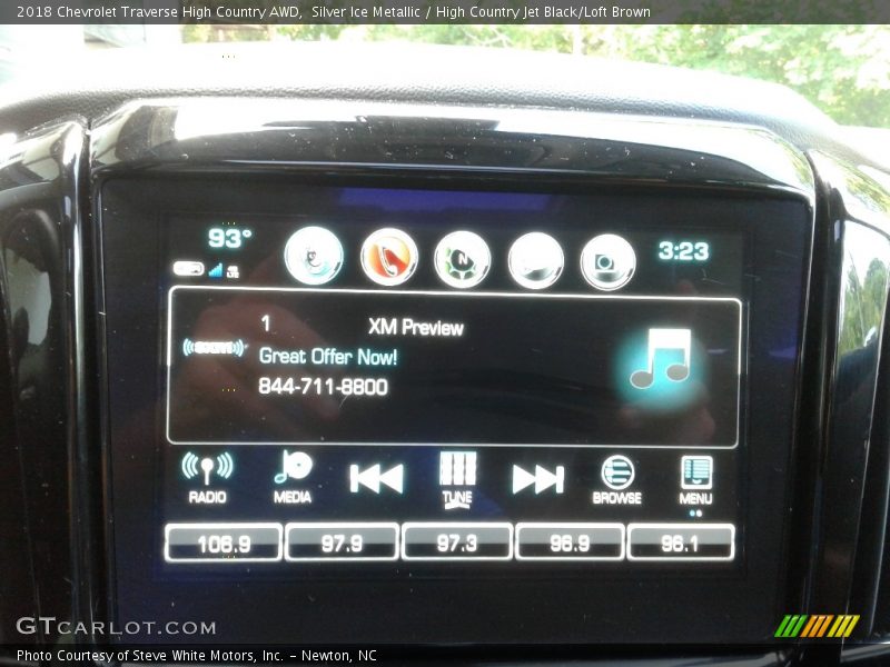 Silver Ice Metallic / High Country Jet Black/Loft Brown 2018 Chevrolet Traverse High Country AWD