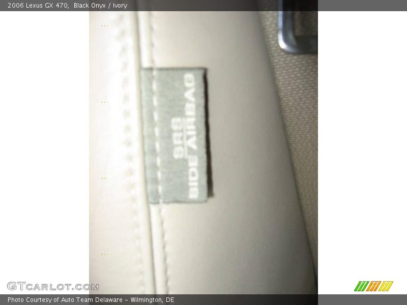 Black Onyx / Ivory 2006 Lexus GX 470