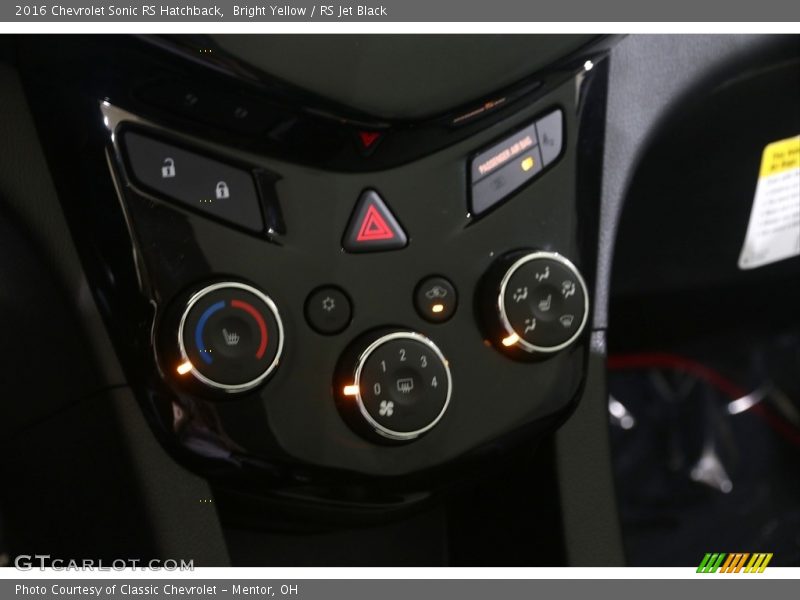 Bright Yellow / RS Jet Black 2016 Chevrolet Sonic RS Hatchback