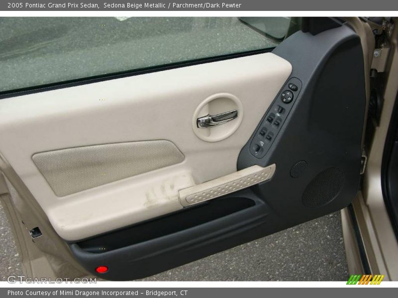 Sedona Beige Metallic / Parchment/Dark Pewter 2005 Pontiac Grand Prix Sedan