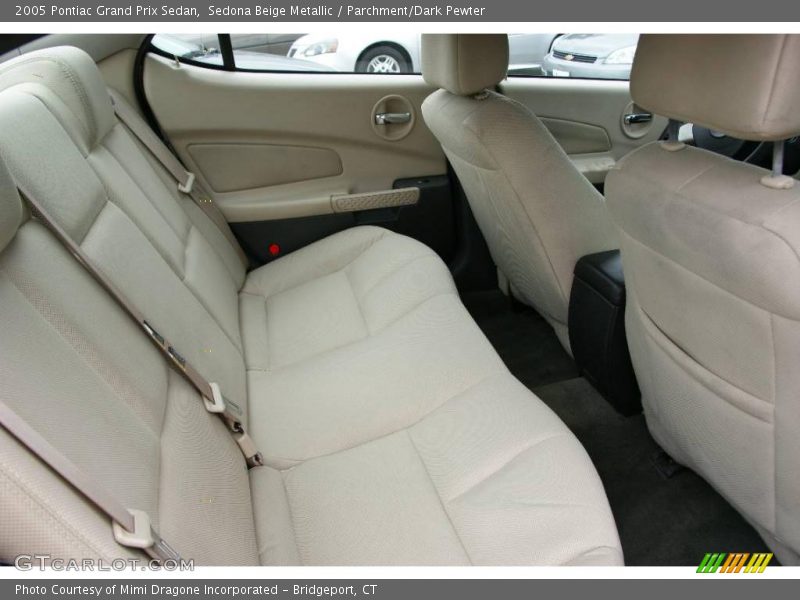 Sedona Beige Metallic / Parchment/Dark Pewter 2005 Pontiac Grand Prix Sedan