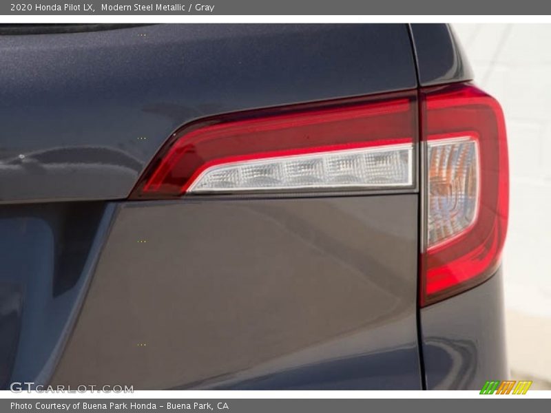 Modern Steel Metallic / Gray 2020 Honda Pilot LX