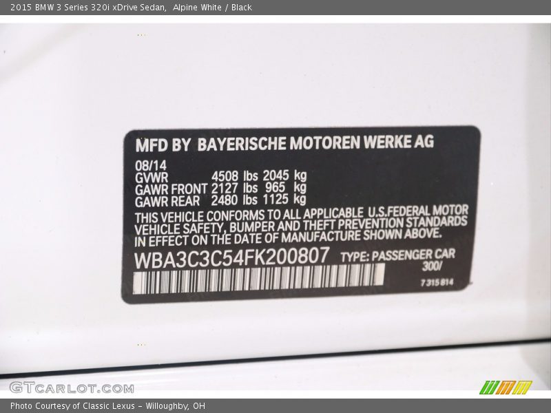 Alpine White / Black 2015 BMW 3 Series 320i xDrive Sedan