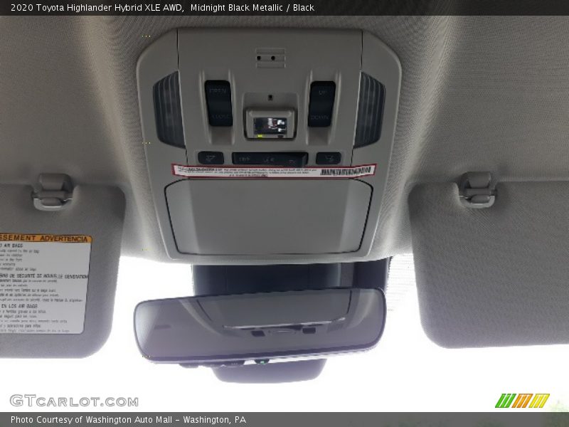 Midnight Black Metallic / Black 2020 Toyota Highlander Hybrid XLE AWD