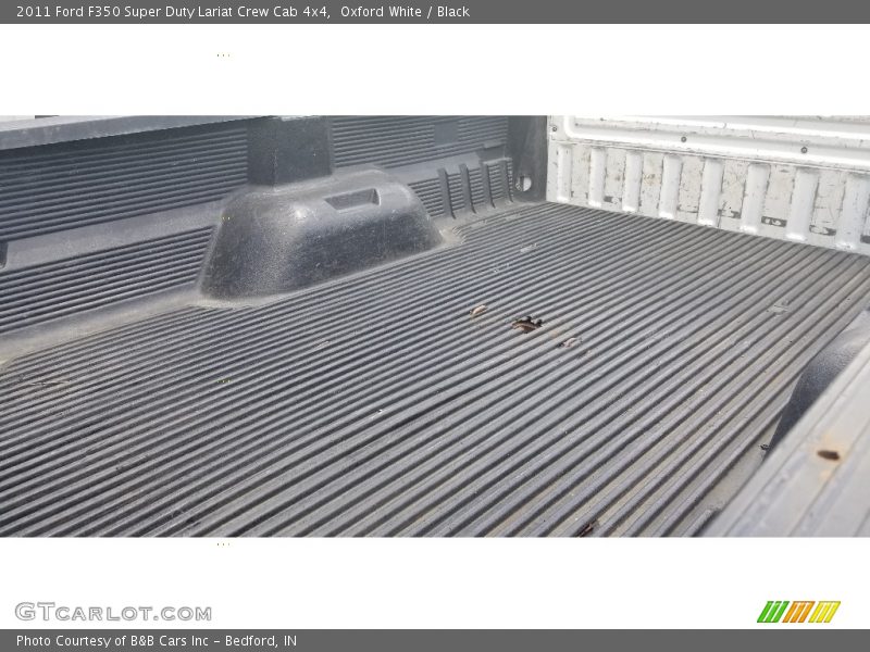 Oxford White / Black 2011 Ford F350 Super Duty Lariat Crew Cab 4x4