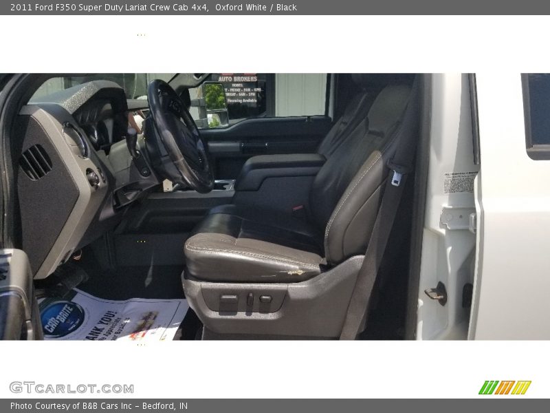 Oxford White / Black 2011 Ford F350 Super Duty Lariat Crew Cab 4x4
