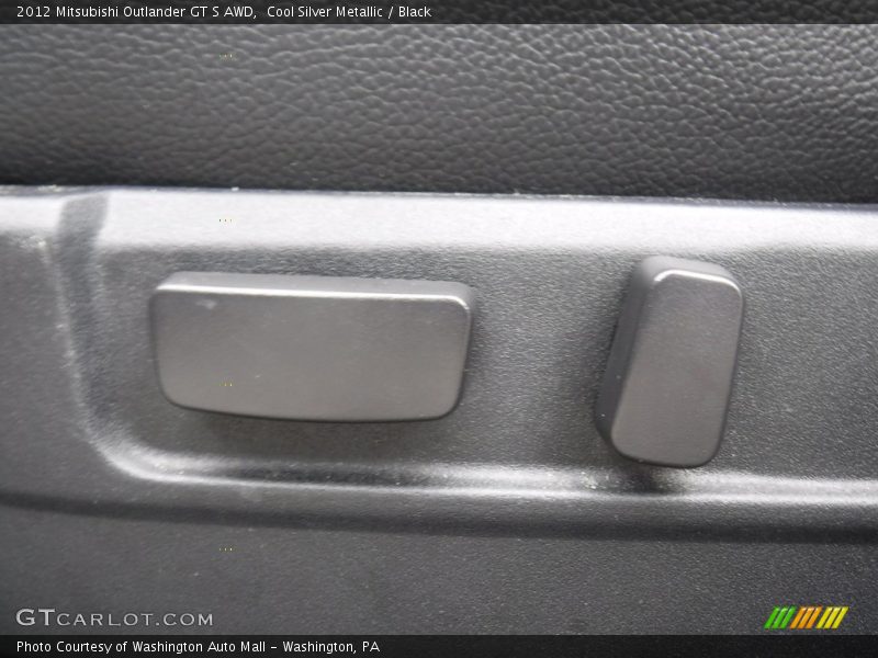 Cool Silver Metallic / Black 2012 Mitsubishi Outlander GT S AWD