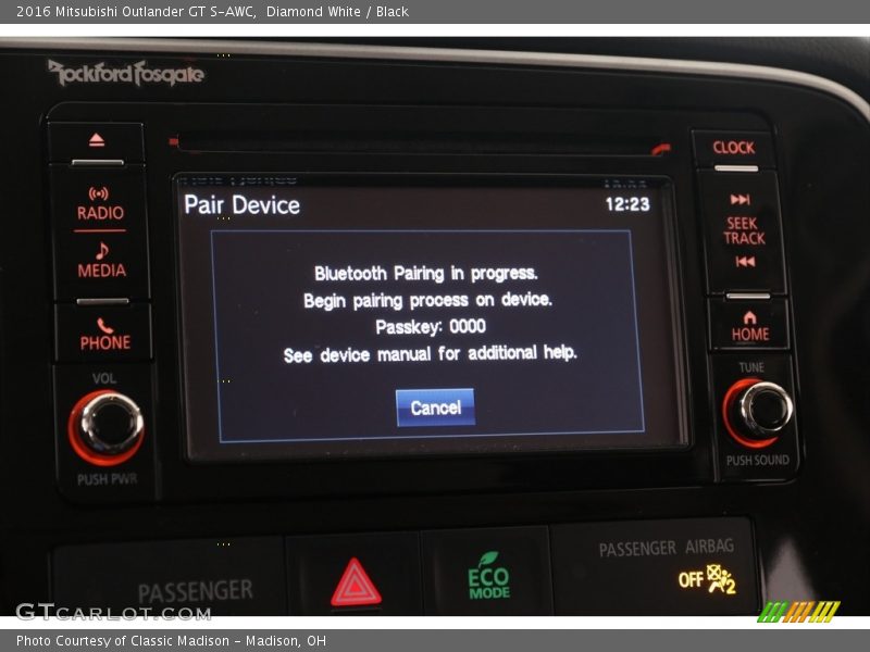 Controls of 2016 Outlander GT S-AWC