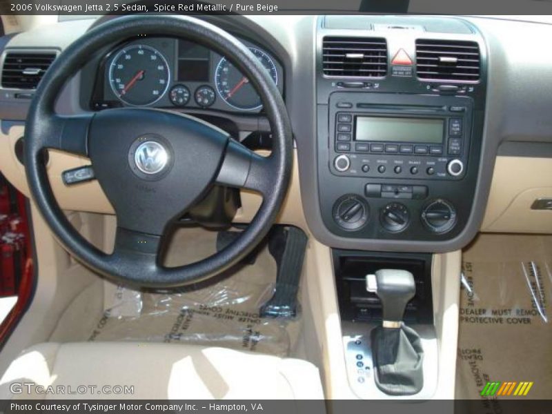 Spice Red Metallic / Pure Beige 2006 Volkswagen Jetta 2.5 Sedan