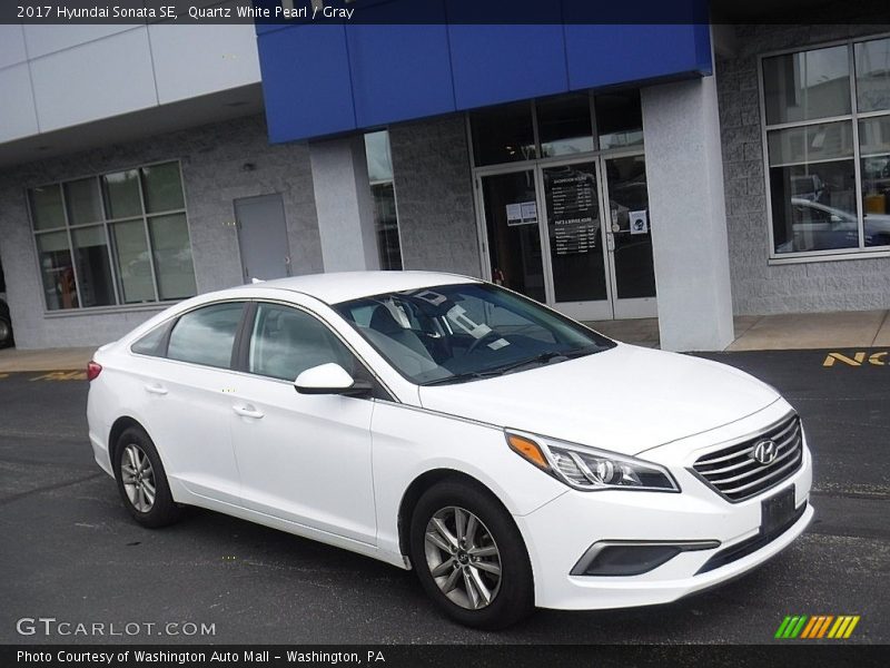 Quartz White Pearl / Gray 2017 Hyundai Sonata SE
