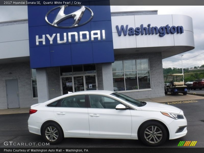 Quartz White Pearl / Gray 2017 Hyundai Sonata SE