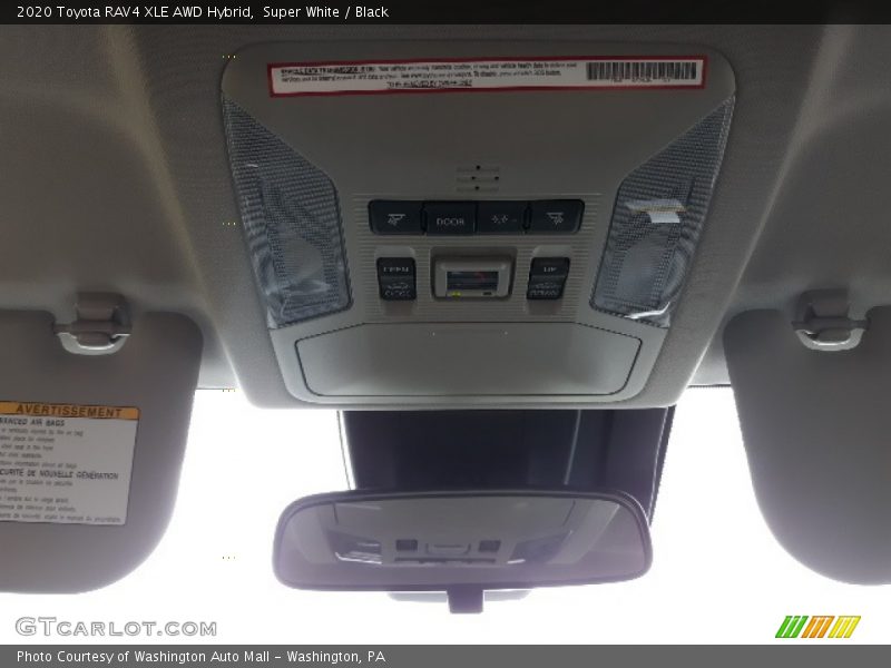 Super White / Black 2020 Toyota RAV4 XLE AWD Hybrid