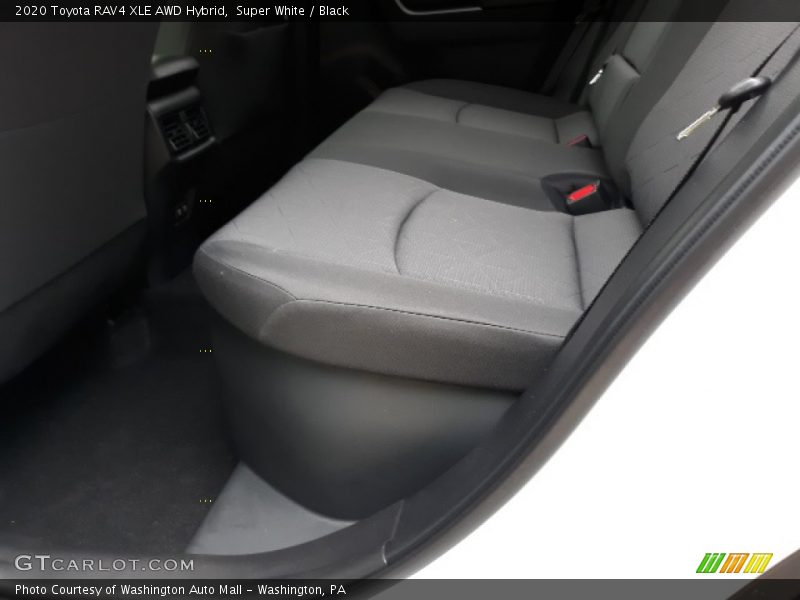 Super White / Black 2020 Toyota RAV4 XLE AWD Hybrid