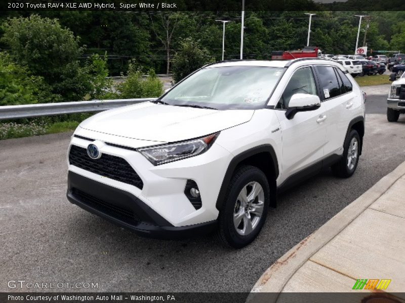 Super White / Black 2020 Toyota RAV4 XLE AWD Hybrid