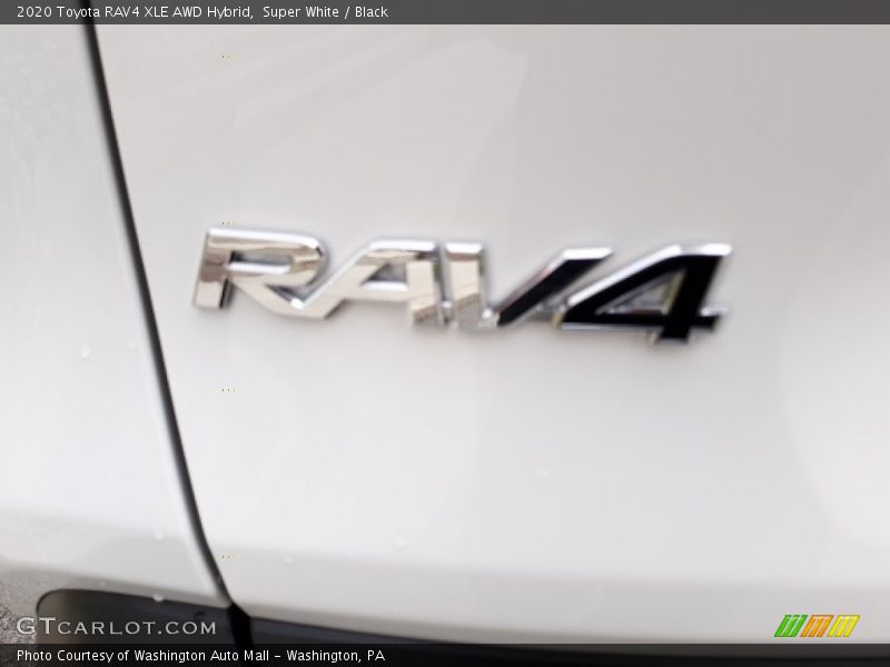 Super White / Black 2020 Toyota RAV4 XLE AWD Hybrid