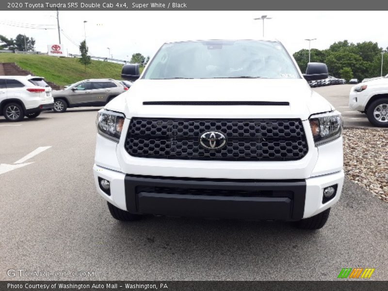 Super White / Black 2020 Toyota Tundra SR5 Double Cab 4x4