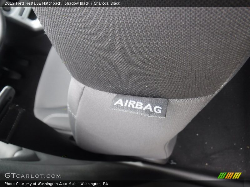Shadow Black / Charcoal Black 2019 Ford Fiesta SE Hatchback