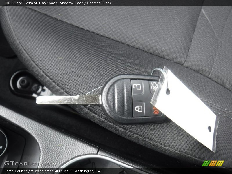 Shadow Black / Charcoal Black 2019 Ford Fiesta SE Hatchback