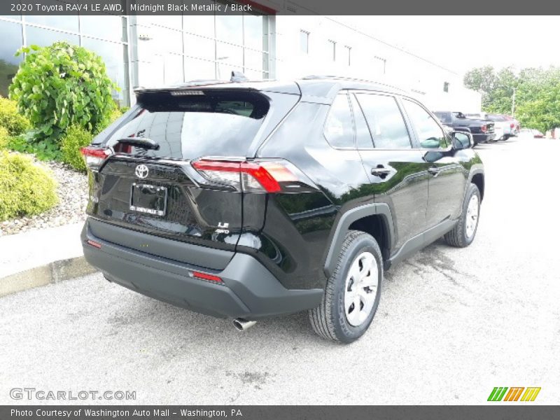 Midnight Black Metallic / Black 2020 Toyota RAV4 LE AWD