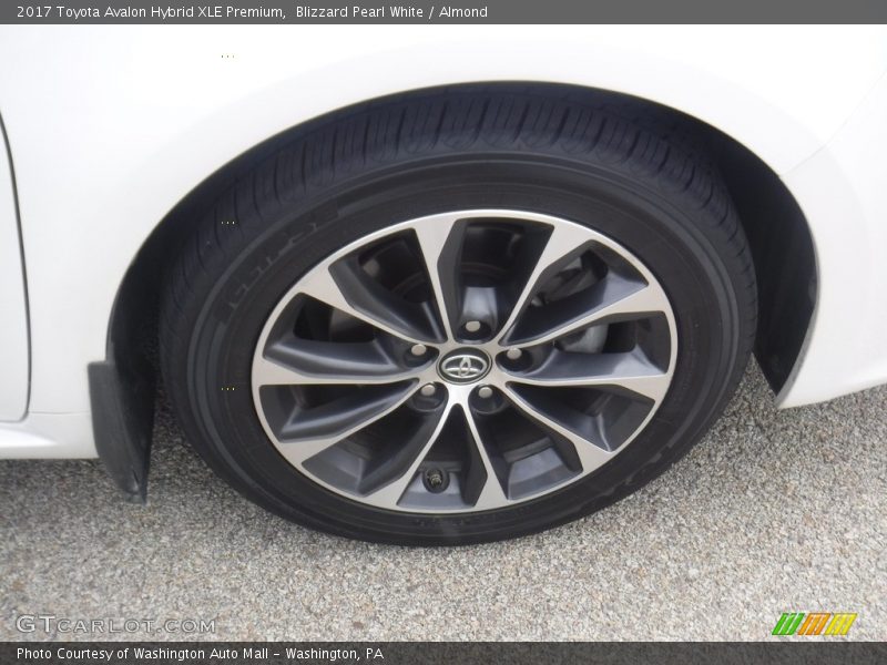 Blizzard Pearl White / Almond 2017 Toyota Avalon Hybrid XLE Premium