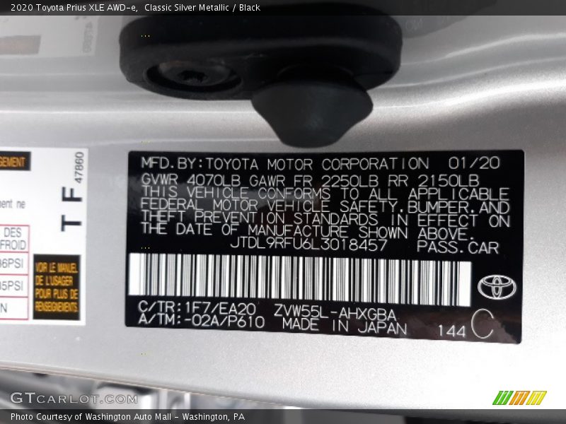 Classic Silver Metallic / Black 2020 Toyota Prius XLE AWD-e