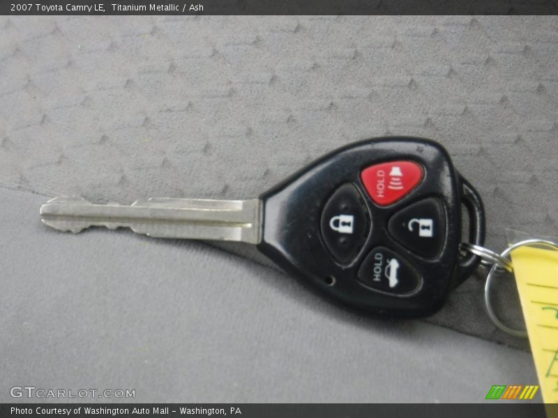 Titanium Metallic / Ash 2007 Toyota Camry LE
