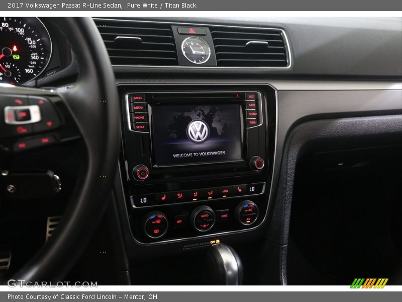 Pure White / Titan Black 2017 Volkswagen Passat R-Line Sedan