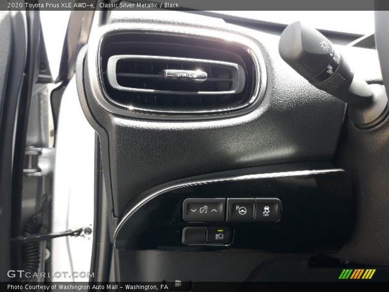 Classic Silver Metallic / Black 2020 Toyota Prius XLE AWD-e