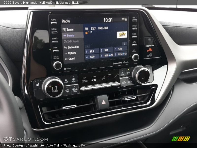 Blueprint / Black 2020 Toyota Highlander XLE AWD