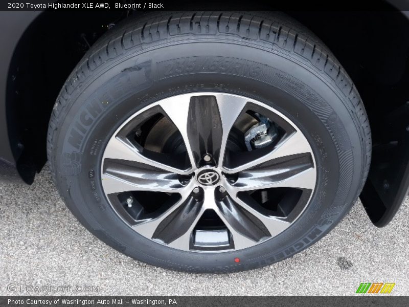Blueprint / Black 2020 Toyota Highlander XLE AWD