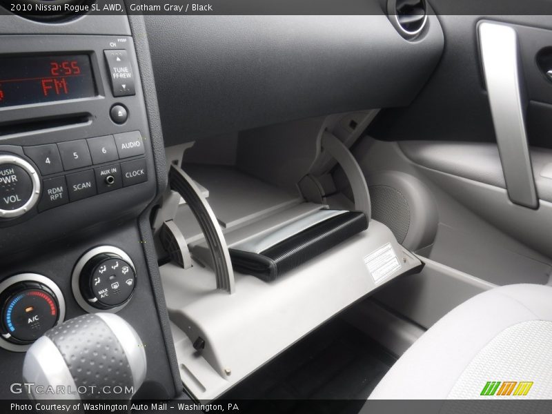 Gotham Gray / Black 2010 Nissan Rogue SL AWD